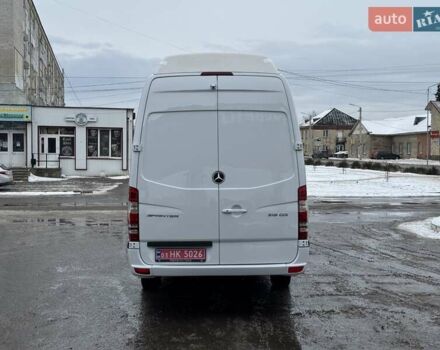 Белый Мерседес Sprinter, объемом двигателя 2.2 л и пробегом 336 тыс. км за 23000 $, фото 11 на Automoto.ua