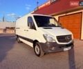 Белый Мерседес Sprinter, объемом двигателя 2.14 л и пробегом 462 тыс. км за 17550 $, фото 2 на Automoto.ua