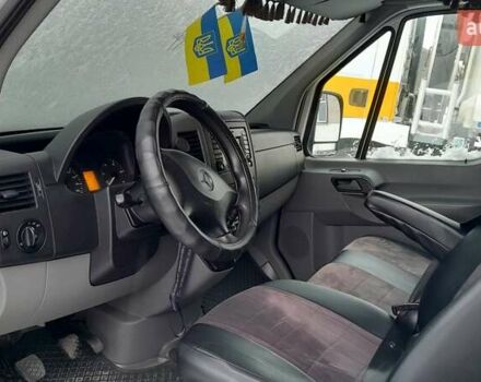 Белый Мерседес Sprinter, объемом двигателя 2.14 л и пробегом 348 тыс. км за 16900 $, фото 5 на Automoto.ua