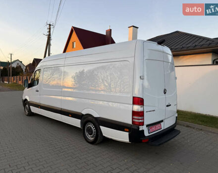 Белый Мерседес Sprinter, объемом двигателя 0 л и пробегом 348 тыс. км за 19300 $, фото 2 на Automoto.ua