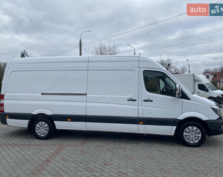 Белый Мерседес Sprinter, объемом двигателя 2.14 л и пробегом 352 тыс. км за 21450 $, фото 2 на Automoto.ua