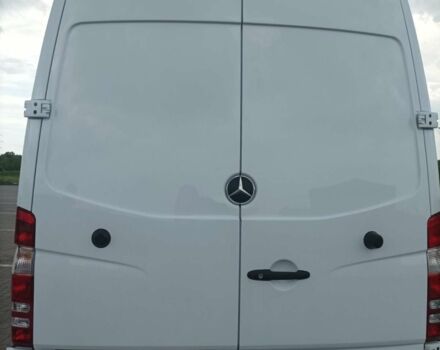 Белый Мерседес Sprinter, объемом двигателя 2.2 л и пробегом 490 тыс. км за 21000 $, фото 11 на Automoto.ua