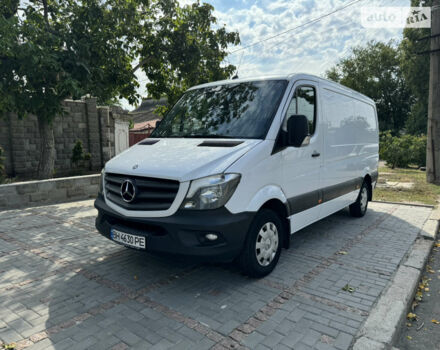 Белый Мерседес Sprinter, объемом двигателя 2.1 л и пробегом 410 тыс. км за 17700 $, фото 4 на Automoto.ua