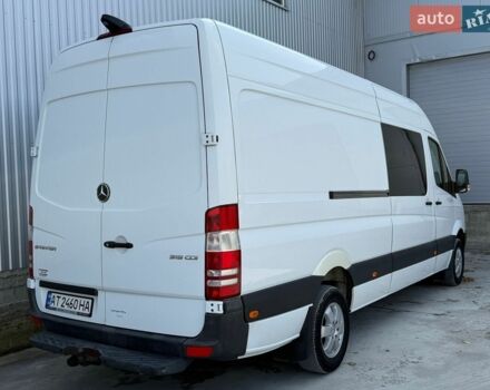 Белый Мерседес Sprinter, объемом двигателя 3 л и пробегом 687 тыс. км за 35999 $, фото 25 на Automoto.ua
