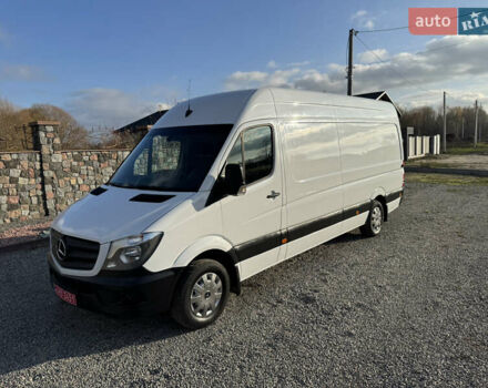 Белый Мерседес Sprinter, объемом двигателя 1.8 л и пробегом 378 тыс. км за 18300 $, фото 3 на Automoto.ua