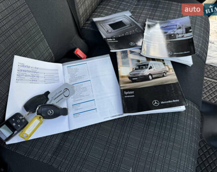 Белый Мерседес Sprinter, объемом двигателя 1.8 л и пробегом 378 тыс. км за 18300 $, фото 86 на Automoto.ua