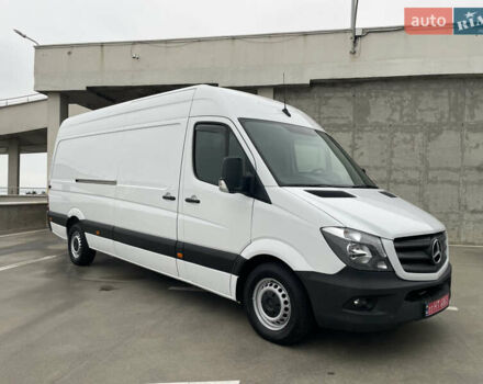 Белый Мерседес Sprinter, объемом двигателя 3 л и пробегом 300 тыс. км за 29500 $, фото 21 на Automoto.ua