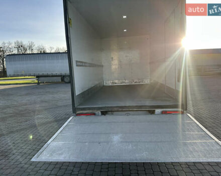 Белый Мерседес Sprinter, объемом двигателя 2.2 л и пробегом 220 тыс. км за 23500 $, фото 23 на Automoto.ua