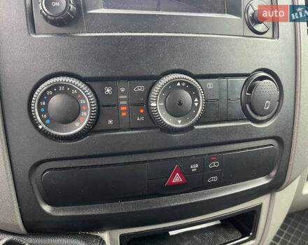 Белый Мерседес Sprinter, объемом двигателя 2.2 л и пробегом 260 тыс. км за 20500 $, фото 11 на Automoto.ua