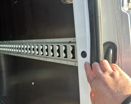 Білий Мерседес Sprinter, об'ємом двигуна 2.1 л та пробігом 420 тис. км за 40627 $, фото 16 на Automoto.ua