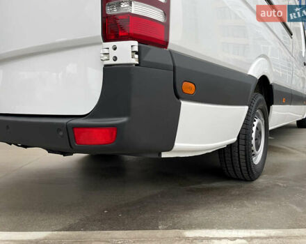 Белый Мерседес Sprinter, объемом двигателя 3 л и пробегом 300 тыс. км за 29500 $, фото 13 на Automoto.ua