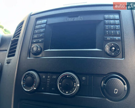 Білий Мерседес Sprinter, об'ємом двигуна 2.14 л та пробігом 160 тис. км за 24000 $, фото 48 на Automoto.ua