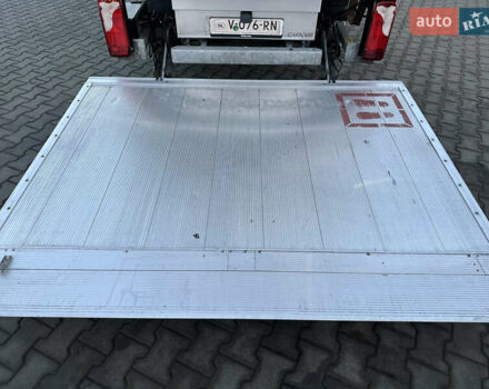 Белый Мерседес Sprinter, объемом двигателя 2.2 л и пробегом 264 тыс. км за 24300 $, фото 37 на Automoto.ua