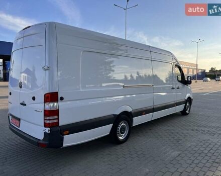 Белый Мерседес Sprinter, объемом двигателя 2.2 л и пробегом 288 тыс. км за 19700 $, фото 4 на Automoto.ua