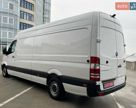 Белый Мерседес Sprinter, объемом двигателя 3 л и пробегом 300 тыс. км за 29500 $, фото 6 на Automoto.ua
