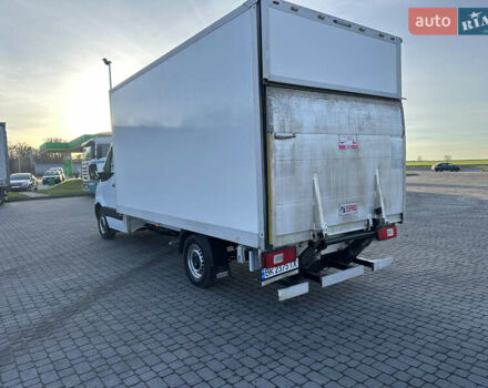 Белый Мерседес Sprinter, объемом двигателя 2.2 л и пробегом 220 тыс. км за 23500 $, фото 13 на Automoto.ua