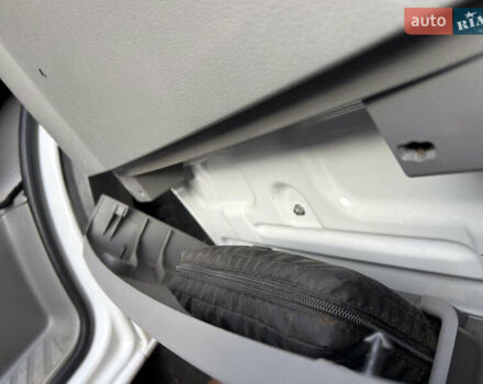 Білий Мерседес Sprinter, об'ємом двигуна 2.14 л та пробігом 160 тис. км за 24000 $, фото 37 на Automoto.ua