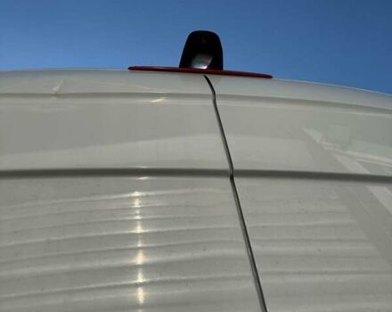 Белый Мерседес Sprinter, объемом двигателя 2.15 л и пробегом 300 тыс. км за 26000 $, фото 11 на Automoto.ua