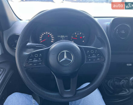 Белый Мерседес Sprinter, объемом двигателя 2.1 л и пробегом 184 тыс. км за 32500 $, фото 11 на Automoto.ua
