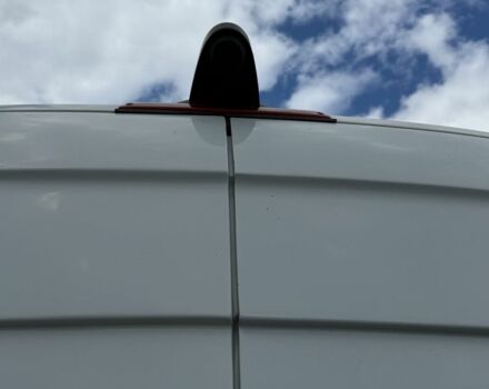 Белый Мерседес Sprinter, объемом двигателя 3 л и пробегом 406 тыс. км за 35000 $, фото 5 на Automoto.ua