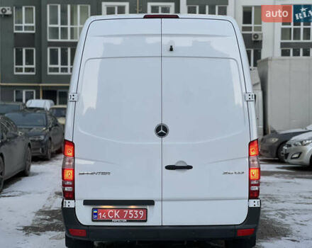 Белый Мерседес Sprinter, объемом двигателя 2.2 л и пробегом 370 тыс. км за 18300 $, фото 6 на Automoto.ua