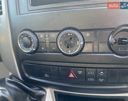 Белый Мерседес Sprinter, объемом двигателя 2.2 л и пробегом 290 тыс. км за 19950 $, фото 23 на Automoto.ua