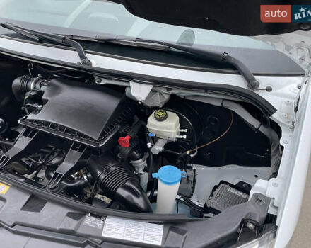 Белый Мерседес Sprinter, объемом двигателя 3 л и пробегом 300 тыс. км за 29500 $, фото 65 на Automoto.ua