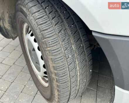 Белый Мерседес Sprinter, объемом двигателя 2.2 л и пробегом 260 тыс. км за 20500 $, фото 13 на Automoto.ua