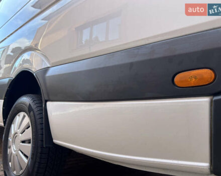 Білий Мерседес Sprinter, об'ємом двигуна 2.14 л та пробігом 160 тис. км за 24000 $, фото 56 на Automoto.ua