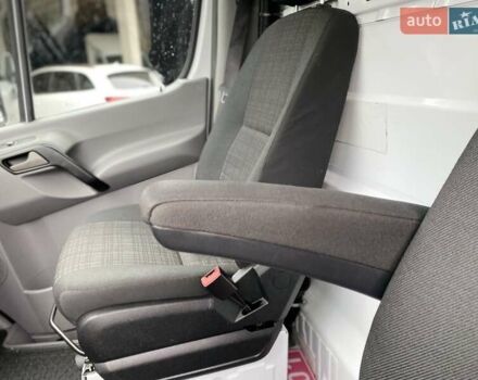 Білий Мерседес Sprinter, об'ємом двигуна 3.03 л та пробігом 140 тис. км за 23800 $, фото 44 на Automoto.ua