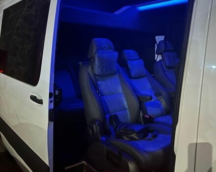 Білий Мерседес Sprinter, об'ємом двигуна 2.1 л та пробігом 420 тис. км за 40627 $, фото 7 на Automoto.ua