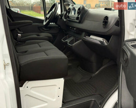 Білий Мерседес Sprinter, об'ємом двигуна 2.1 л та пробігом 313 тис. км за 25900 $, фото 19 на Automoto.ua