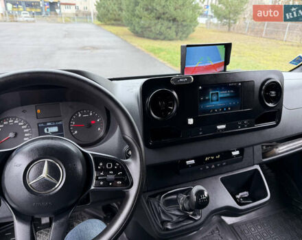 Белый Мерседес Sprinter, объемом двигателя 0 л и пробегом 250 тыс. км за 17200 $, фото 8 на Automoto.ua