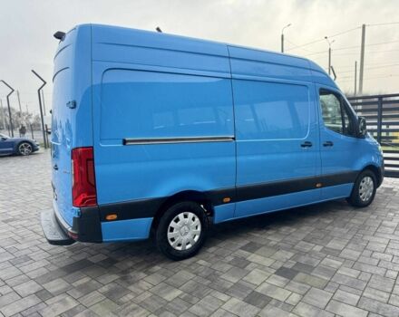Белый Мерседес Sprinter, объемом двигателя 2.2 л и пробегом 290 тыс. км за 26900 $, фото 2 на Automoto.ua