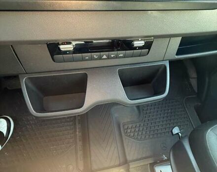 Белый Мерседес Sprinter, объемом двигателя 2.15 л и пробегом 300 тыс. км за 26000 $, фото 15 на Automoto.ua