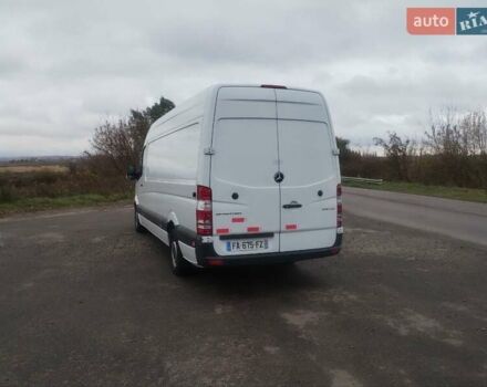Белый Мерседес Sprinter, объемом двигателя 2.2 л и пробегом 262 тыс. км за 20700 $, фото 5 на Automoto.ua