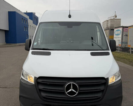 Білий Мерседес Sprinter, об'ємом двигуна 0 л та пробігом 250 тис. км за 17999 $, фото 1 на Automoto.ua