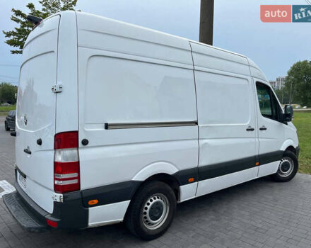Белый Мерседес Sprinter, объемом двигателя 2.2 л и пробегом 260 тыс. км за 20500 $, фото 1 на Automoto.ua
