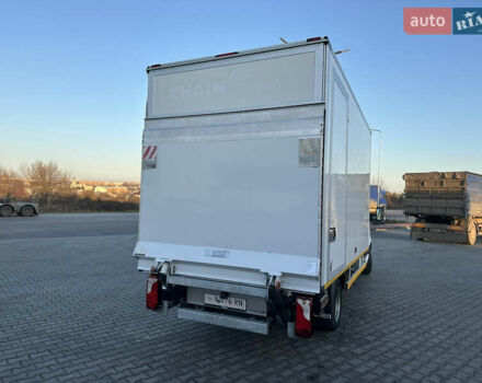 Белый Мерседес Sprinter, объемом двигателя 2.2 л и пробегом 264 тыс. км за 24300 $, фото 4 на Automoto.ua