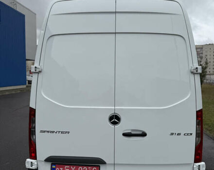 Белый Мерседес Sprinter, объемом двигателя 0 л и пробегом 250 тыс. км за 17200 $, фото 4 на Automoto.ua
