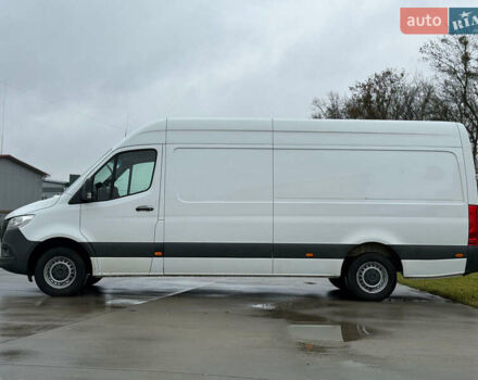 Белый Мерседес Sprinter, объемом двигателя 2.1 л и пробегом 314 тыс. км за 23990 $, фото 7 на Automoto.ua
