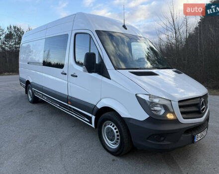 Белый Мерседес Sprinter, объемом двигателя 3 л и пробегом 220 тыс. км за 31500 $, фото 1 на Automoto.ua