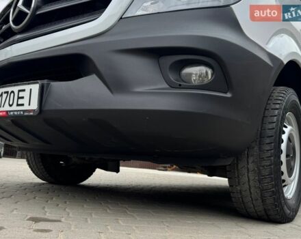 Белый Мерседес Sprinter, объемом двигателя 2.2 л и пробегом 320 тыс. км за 16999 $, фото 13 на Automoto.ua