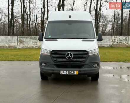 Белый Мерседес Sprinter, объемом двигателя 2.1 л и пробегом 314 тыс. км за 23990 $, фото 1 на Automoto.ua