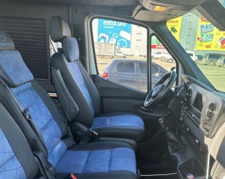 Білий Мерседес Sprinter, об'ємом двигуна 2.1 л та пробігом 420 тис. км за 40627 $, фото 4 на Automoto.ua