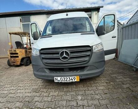 Белый Мерседес Sprinter, объемом двигателя 2.15 л и пробегом 300 тыс. км за 26000 $, фото 1 на Automoto.ua
