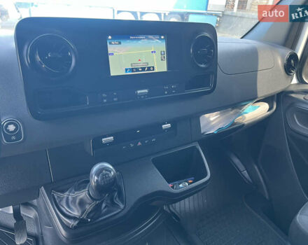 Белый Мерседес Sprinter, объемом двигателя 2.1 л и пробегом 184 тыс. км за 32500 $, фото 9 на Automoto.ua