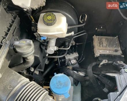 Белый Мерседес Sprinter, объемом двигателя 2.2 л и пробегом 169 тыс. км за 21499 $, фото 12 на Automoto.ua