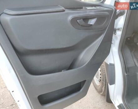 Белый Мерседес Sprinter, объемом двигателя 2.14 л и пробегом 406 тыс. км за 19500 $, фото 10 на Automoto.ua