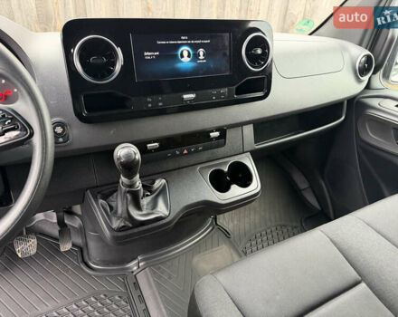 Белый Мерседес Sprinter, объемом двигателя 0 л и пробегом 272 тыс. км за 24500 $, фото 10 на Automoto.ua